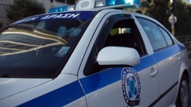 Ένας 70χρονος στο Αλεποχώρι πυροβόλησε και τραυμάτισε δύο ανηλίκους που μπήκαν στην αυλή του